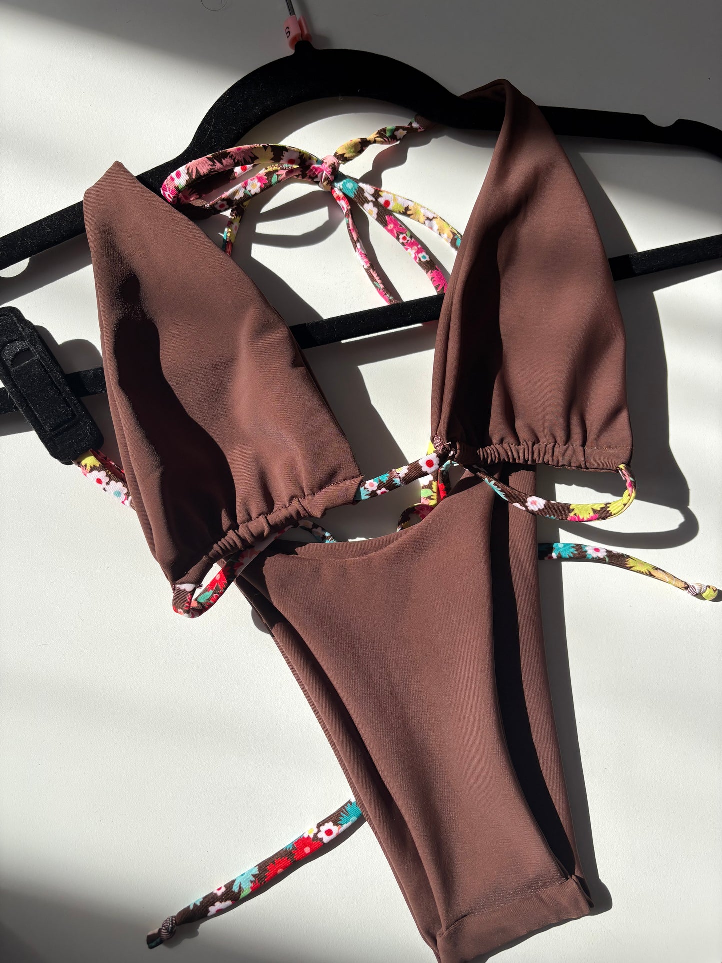 RTS Small Kona Floral Set