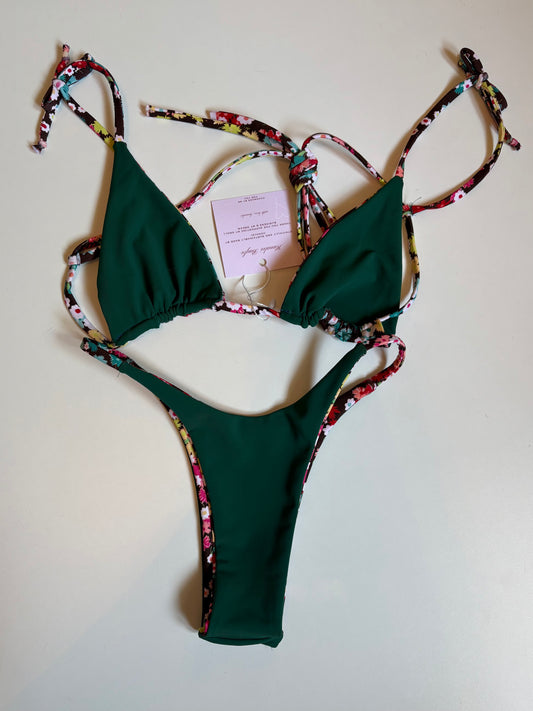 Available RTS Small Floral Set