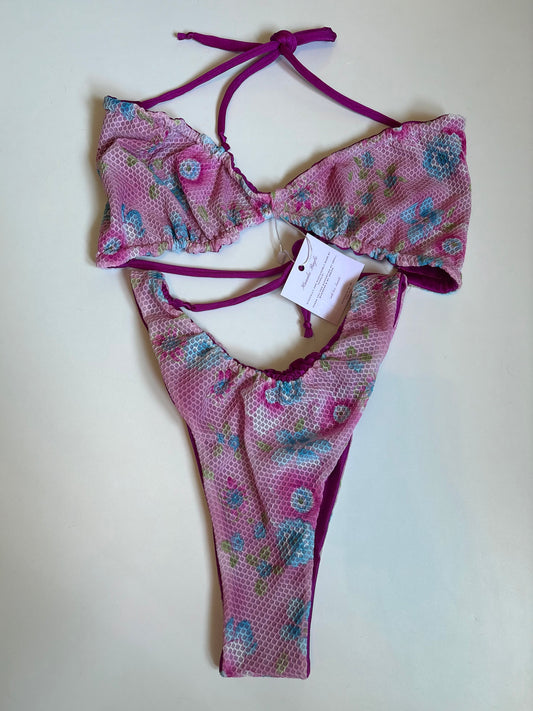 Available RTS Large / XL Mesh Floral Set